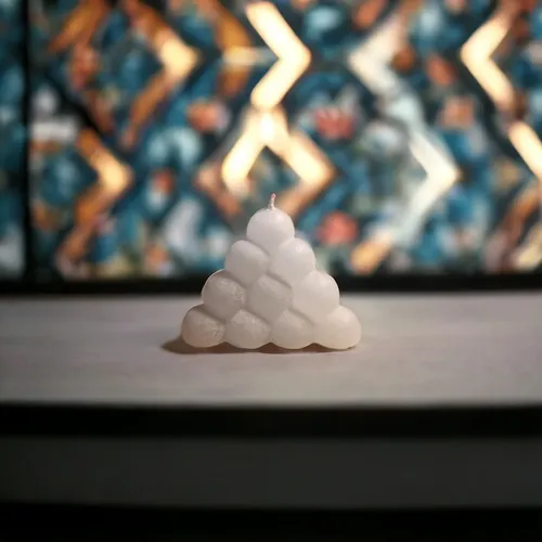 Bubble Triangular Scented Candle by Scent You - Original creation | Pakistani fragrance for unisex