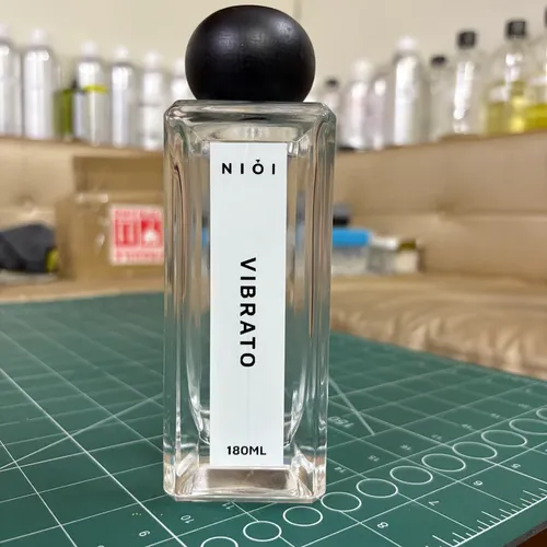 Impression of Vibrato Eau de Parfum (EDP) by Sentir Bon Fragrances - Fragrance impression | Pakistani fragrance for unisex